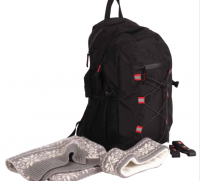 Gavesett med sekk, skjerf, pannebånd og brodder